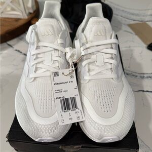 BNWT Adidas Pureboost women’s White sneakers